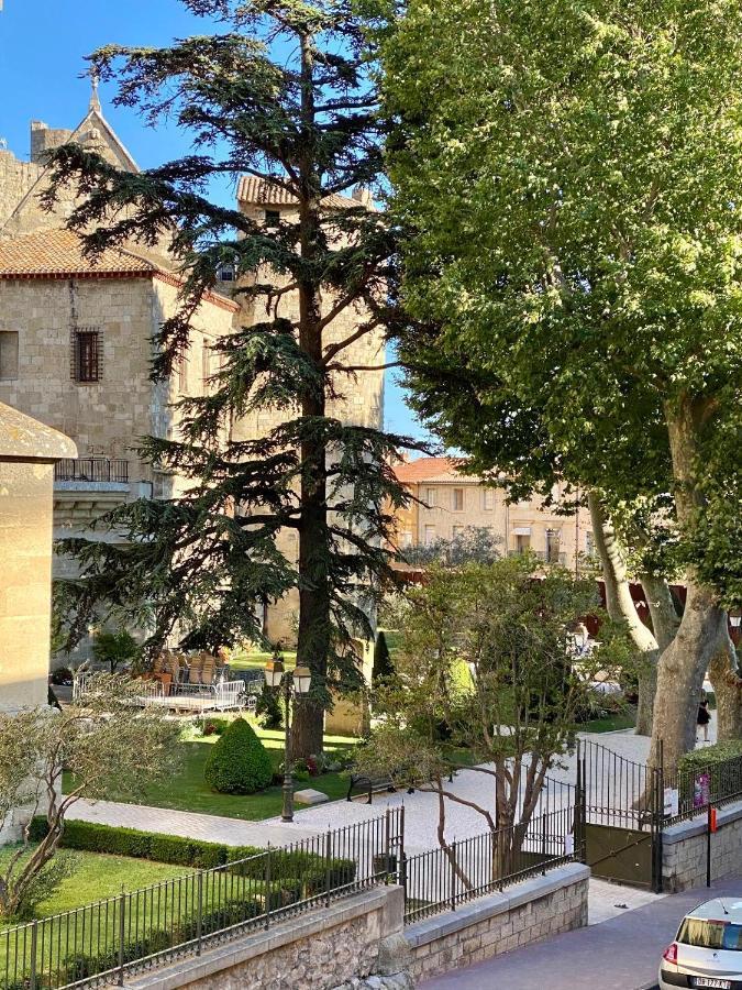 Tresors De La Cathedrale, Maison De Ville Sur 4 Niveaux Narbonne Exterior photo